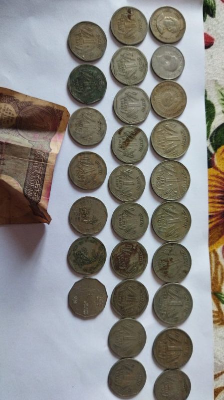 Metal 25 paisa old coins