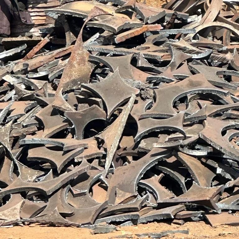 Lokhand metal scrap, for not fixed
