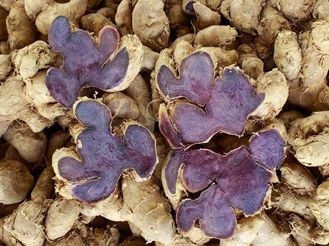 Dark Brown Whole black ginger, for Human Consumption, Packaging Size : 1kg