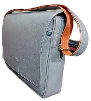 Plain Leather Promotional Bag, Style : Zipper