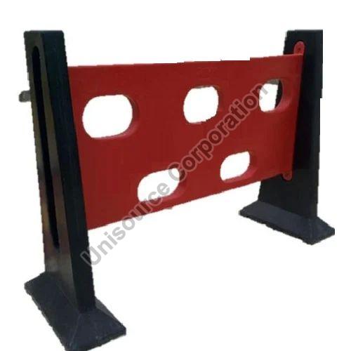 LLDPE Safety Fence Barrier, for Barricading, Color Red, Black