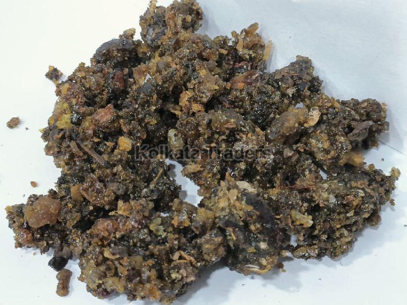 Greenish Yellow Solid Guggul Indian Bdellium, for Ayurvedic Medicines, Packaging Size : 40 Kgs