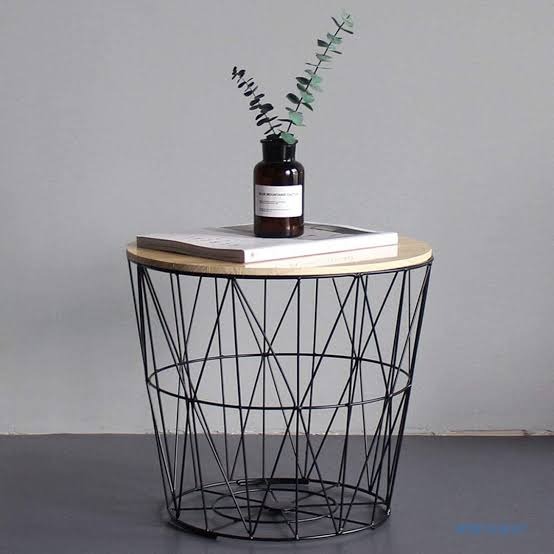 Polished Black Metal Bedside Table, Feature : Termite Proof, High Strength, Good Quality, Fine Finishing