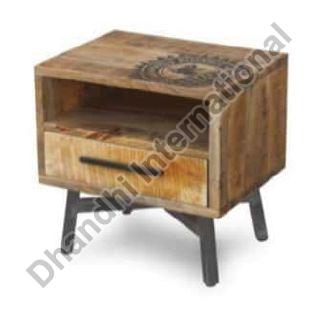 Square Wooden DI-0412 Bedside Table, for Hotel, Home, Pattern : Plain