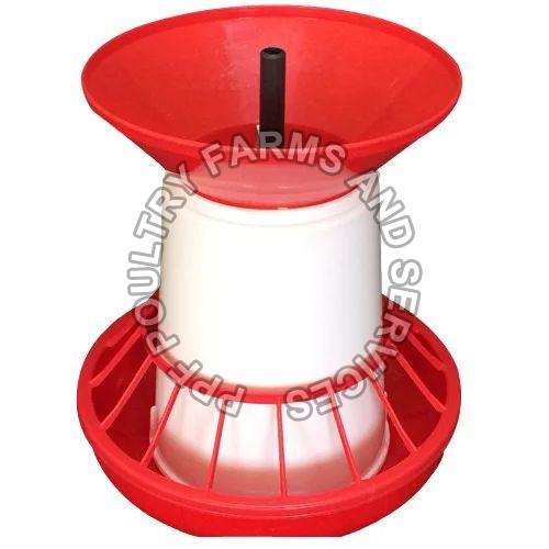 Plastic Chick Feeder, Color : White, Red