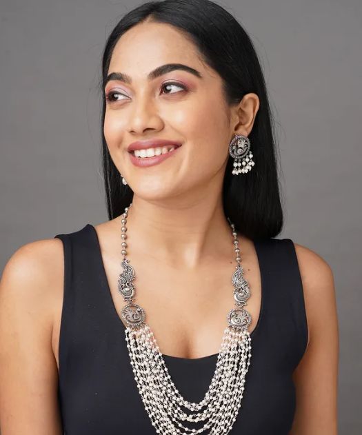 Silver Plated Layered Necklace Set, Feature : Fine Finishing, Unique Designs