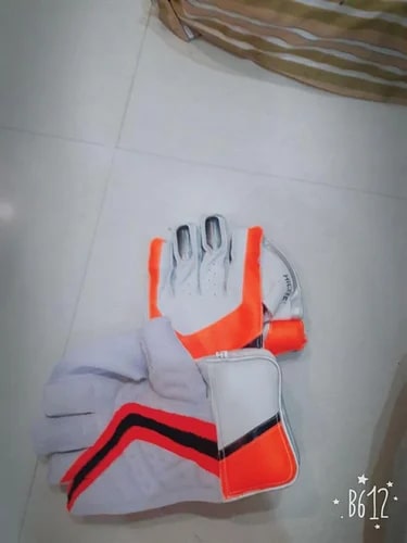 PVC Leather Wicket Keeping Gloves, Size : Standard