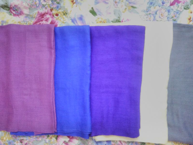 Plain Woolen Silk Stoles, Color : Multicolor