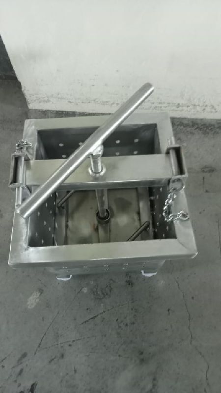 Manual Paneer Press Machine, Capacity: 5 Kg per Batch