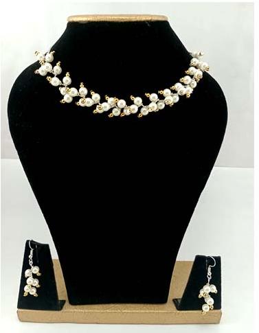 Beaded necklace set - white, Size : short