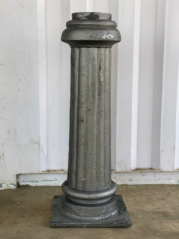 Polished Cast Iron Bollard, Feature : High Strength, Non Breakable at ...