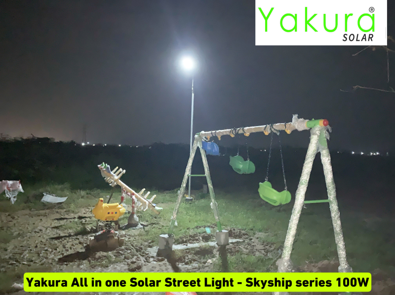 Yakura Skyship 100watts All In-one Solar Street Light