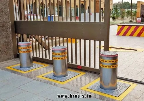 Blocking Bollard