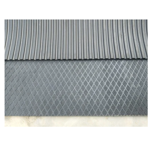 Black Plastic Rubber Cow Mat, Size Large, Pattern Bubbles at Rs