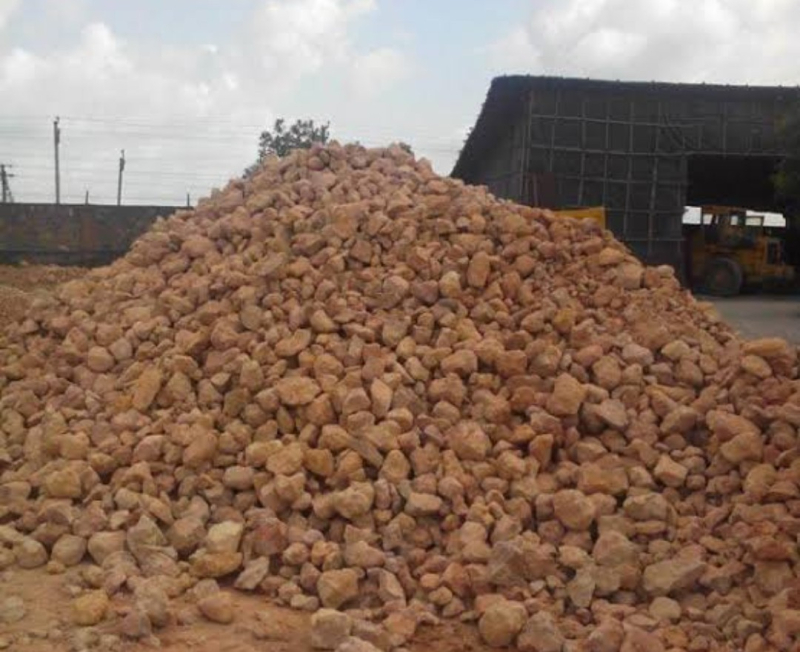 Grey Bauxite Ore, Purity 42, Packaging Size 50kg at Rs 1,400