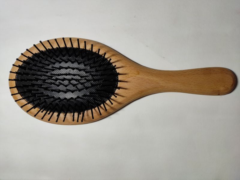 Brown Wooden Hair Brush, For Home Use, Salon Use, Handle Size : 8inch