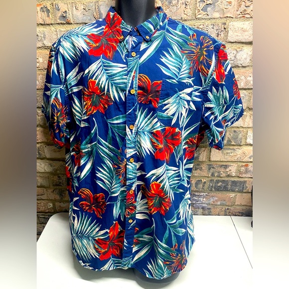 Men Hawaiian Half Sleeve Printed Shirts, For Casual, Certification : Iso2008