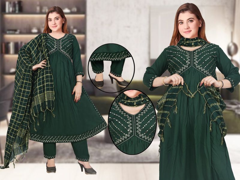 Green Regular Fit A-Line Cotton Aliya Suit, Technics : Machine Made ...