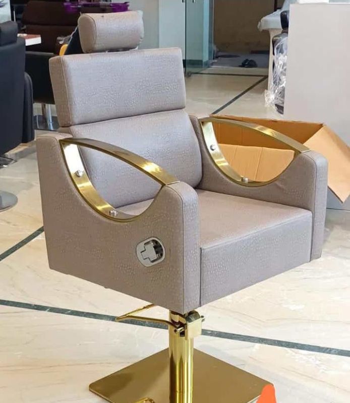Plain Polished Metal D Handle Salon Chair, Size : Standard