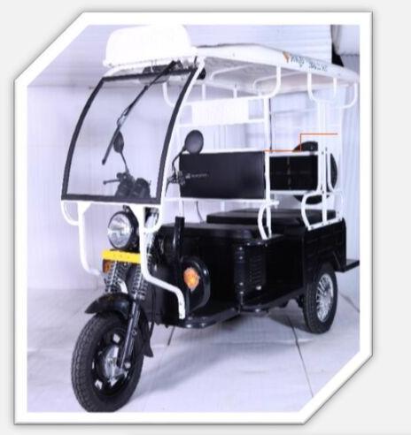 Bullet Electric Rickshaw, Color : Black