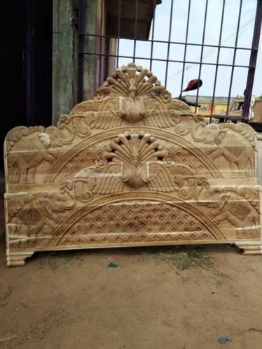 6x6 feet Teak Wood Bed, for Home Use, Feature : Attractive Designs, High Strength, Quality Tested