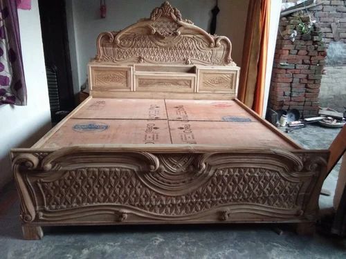 Teak Wood Wooden King Size Bed, for Home, Feature : Accurate Dimension, Attractive Designs, High Strength