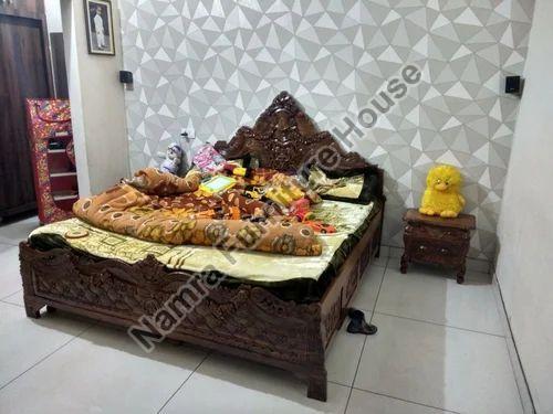 Polished Stylish Wooden Double Bed, for Home Use, Feature : Attractive Designs, High Strength, Quality Tested