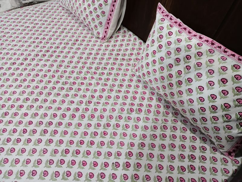 Green and Pink Flat Bed Sheet, for Home, Feature : Easy To Clean, Anti Wrinkle, Anti Shrink