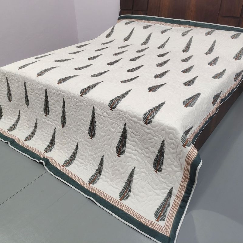 Green Hand Block Leaf Print Quilt, for Home Use at Rs 204.88 / Piece in