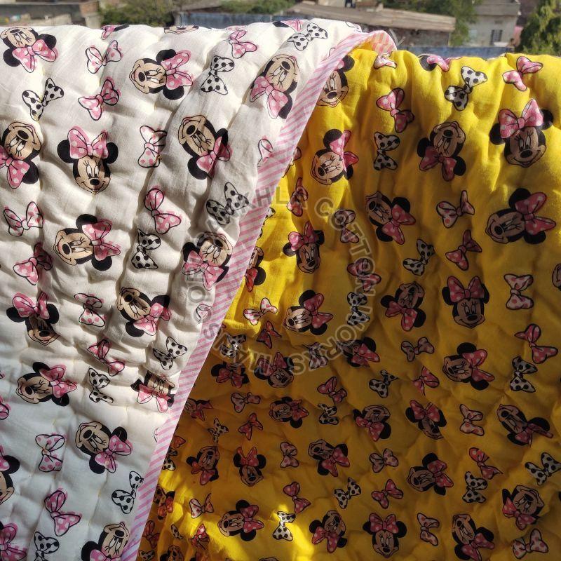 Yellow Micky Mouse Printed Quilt, for Single Bed, Feature : Anti Bacterial, Comfortable, Impeccable Finish