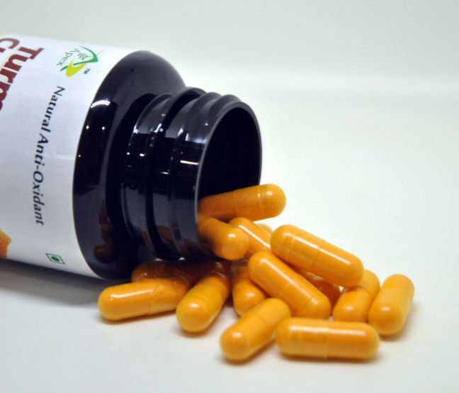 Yellow Curcumin Extract Capsule, for Supplement Diet, Grade Standard : Herbal