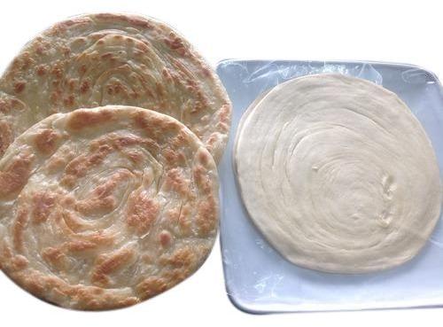 Frozen Paratha, for Ready To Eat Purpose, Packaging Type : Plastic Bag