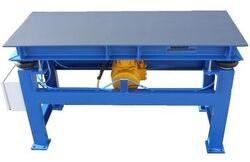 Semi Automatic Vibrating Table, Voltage : 220V