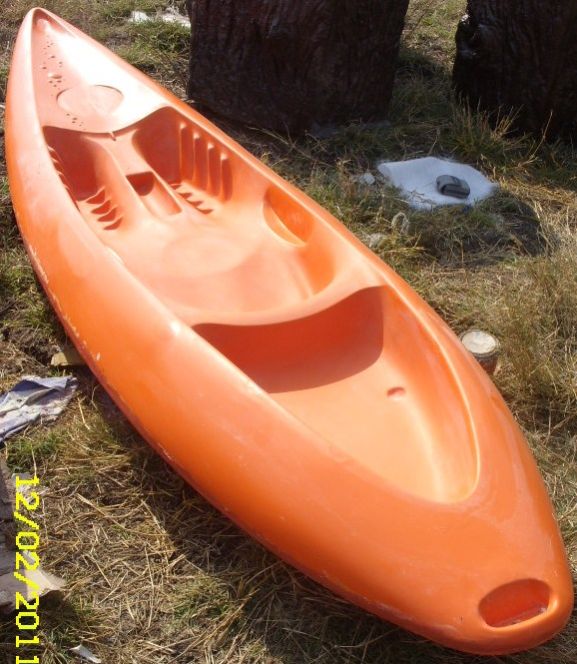 FRP Single Seater Kayak Boat, Length : L-10ft