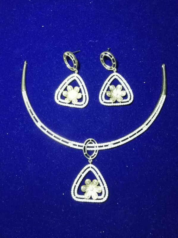 High Polish American Diamond Necklace Set, Gender : Women