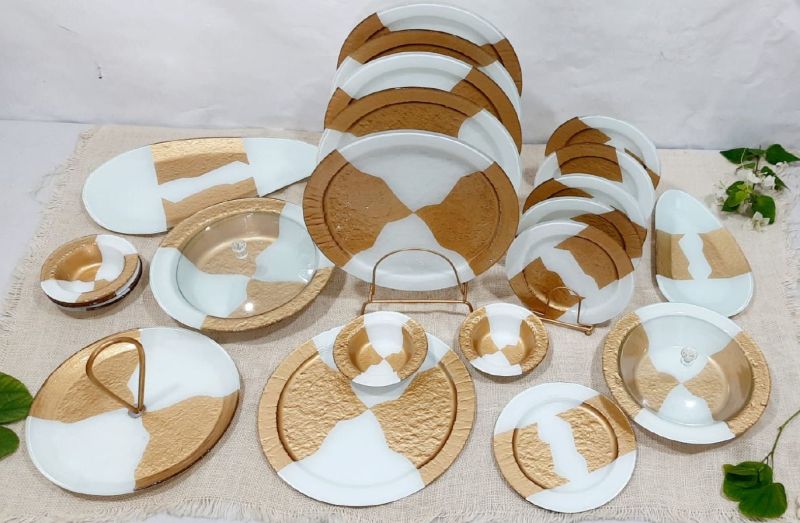 Multi Color Round Ceramic Kintusgi Dinner Set, for Home, Hotel etc., Size : Standard