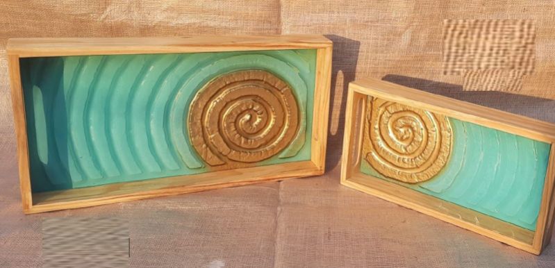 Rectangular Polished Wood Spiral Green Serving Tray, for Homes, Hotels, Restaurants, Pattern : Plain