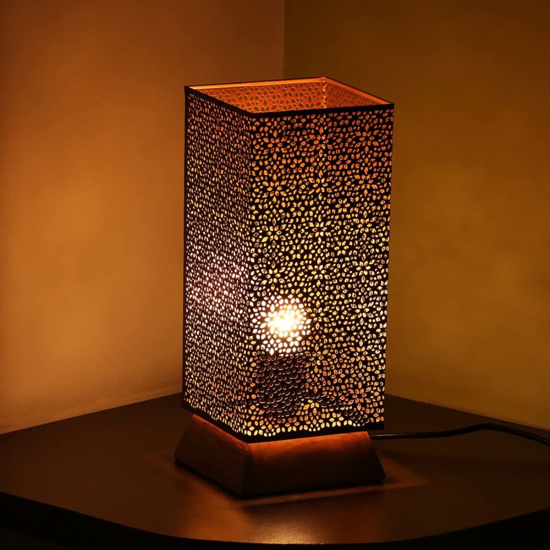 Polished Iron Table Lamp, For Lighting, Home Decorative, Packaging Type : Carton Box