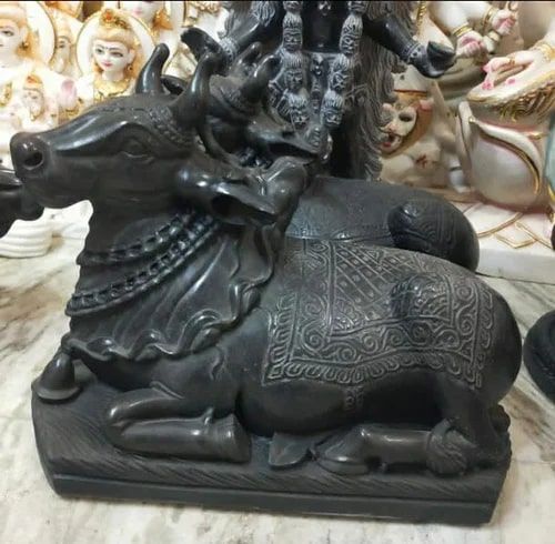 Polished Worship Marble Nandi Statue, for Shiny, Dust Resistance, Pattern : Carved
