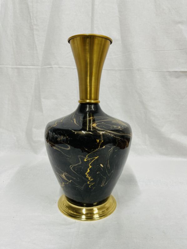17.5inch Black Taper Naspati Vase, For Home Decor, Pattern : Plain