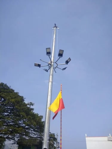 Grey Aluminium High Mast Pole