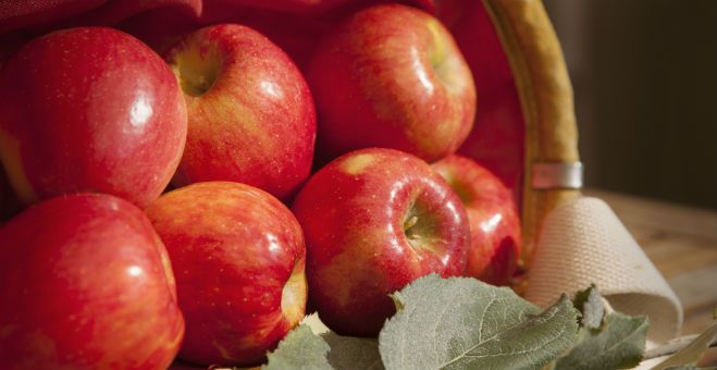Natural Apple Flavour, For Food Industries, Certification : Fssai Certified