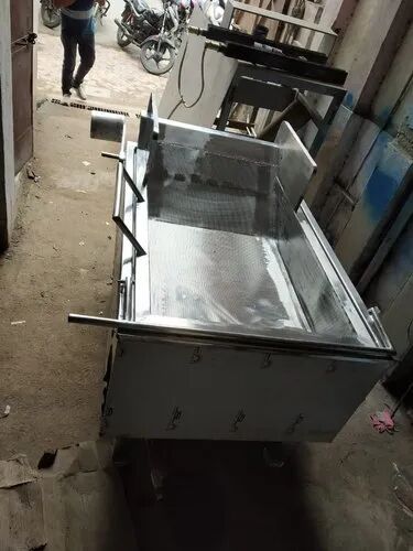 Stainless steel Diesel Batch Fryer, Capacity : 200 ltr