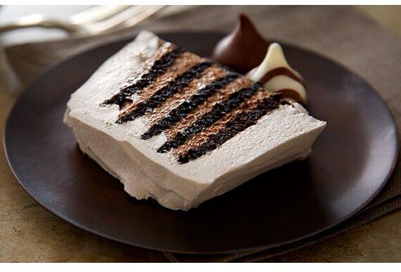 No-Bake Chocolate Cake Roll