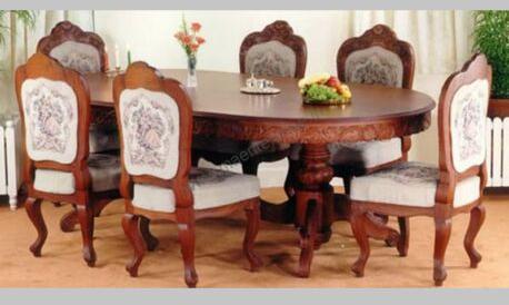 Wooden Dinning Table With Carving