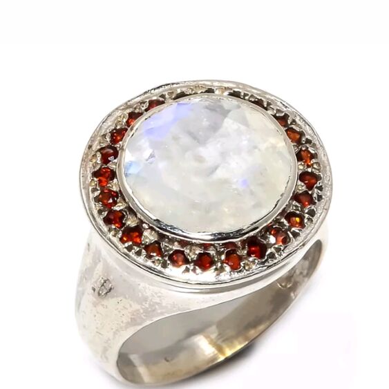 Rambow MoonstoneGarnet Natural Gemstone 925 Sterling Sliver Ring