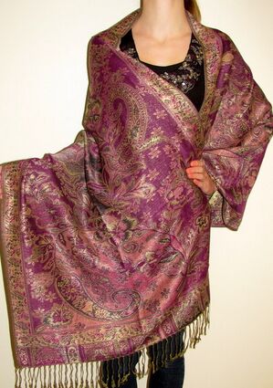 200-300 Gm Silk Pashmina Shawl, Occasion : Daily Wear