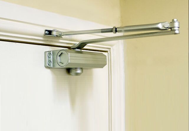 hydraulic door closer