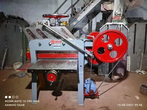 Casting Iron Paper Cutting Machine, Voltage : Single Phase 220 Voltage, Three Phase 440 Voltage