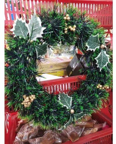 Green Christmas Decoration Wreath